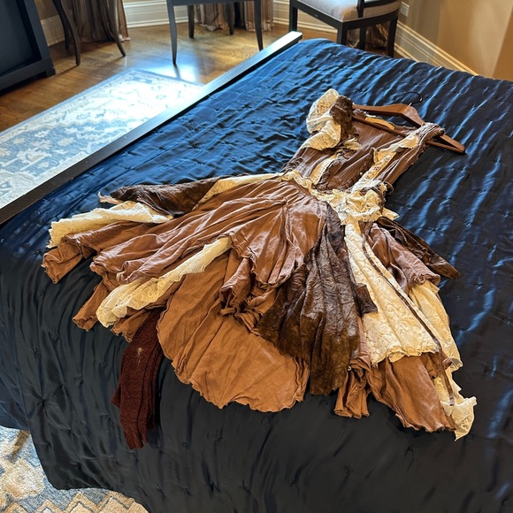 Dresses & Skirts - Vintage Brown and Cream Dress